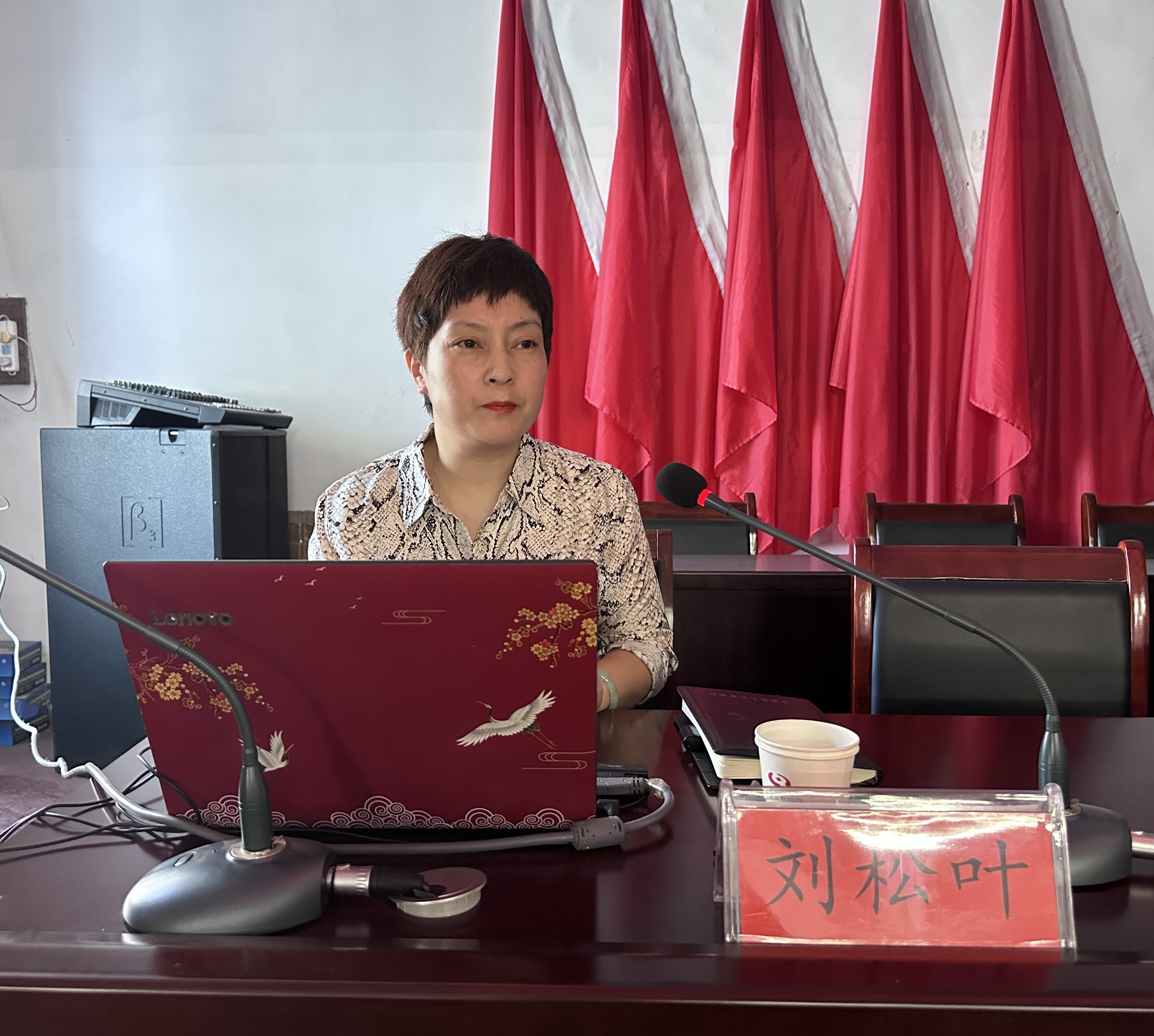d9198411baa84c845ec9ecef52a6f6f.jpg